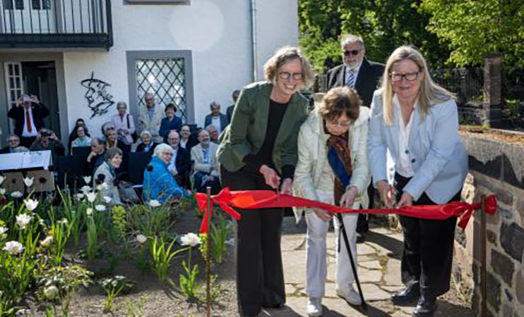 Garten am Geburtshaus Lennés eingeweiht, Foto: Thomas Lenné